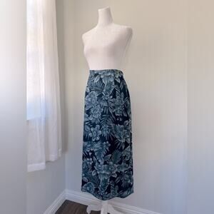 Vintage ‘90s Laura Scott Blue & Black Floral Print Midi Skirt